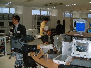 キャンパス見学（情報技術センター）