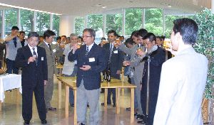 懇親会