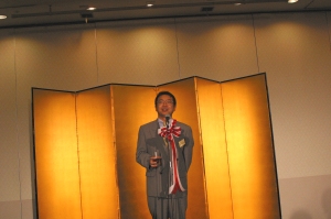 最後に、副会長に就任したばかりの瀬尾 寛美さんより、締めの挨拶と乾杯のご発生を頂き、約2時間にも及ぶ懇親会は盛会の内に幕が閉じられました。