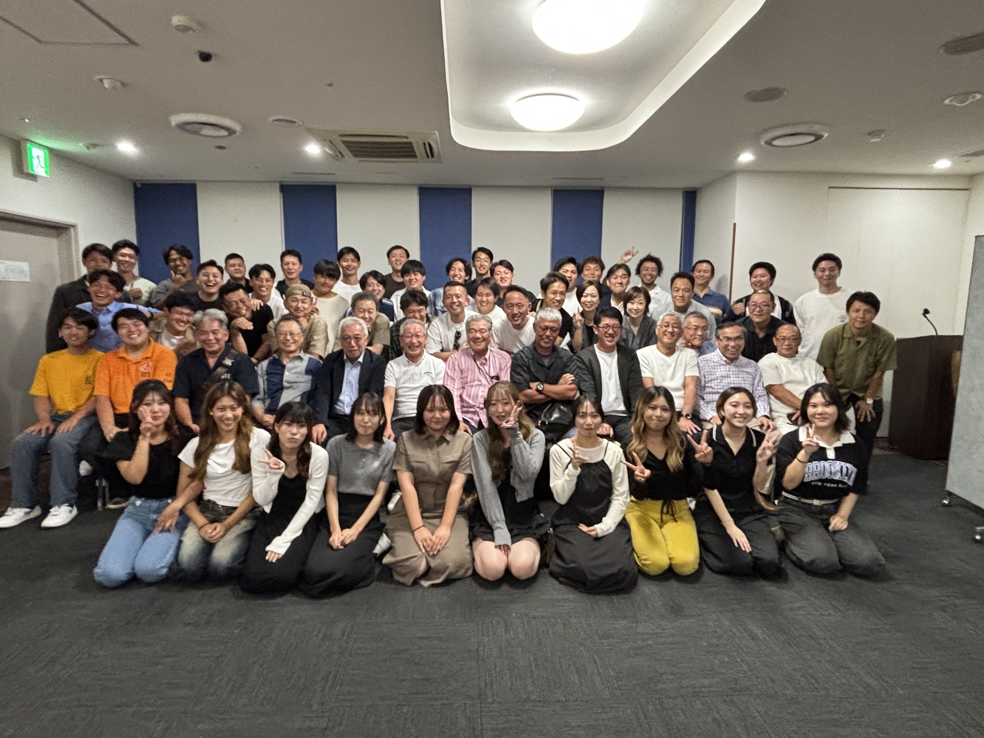 総会の様子