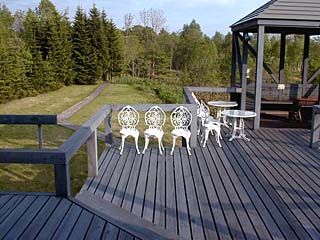 デッキ(酔って落ちないかな、かなり高い)