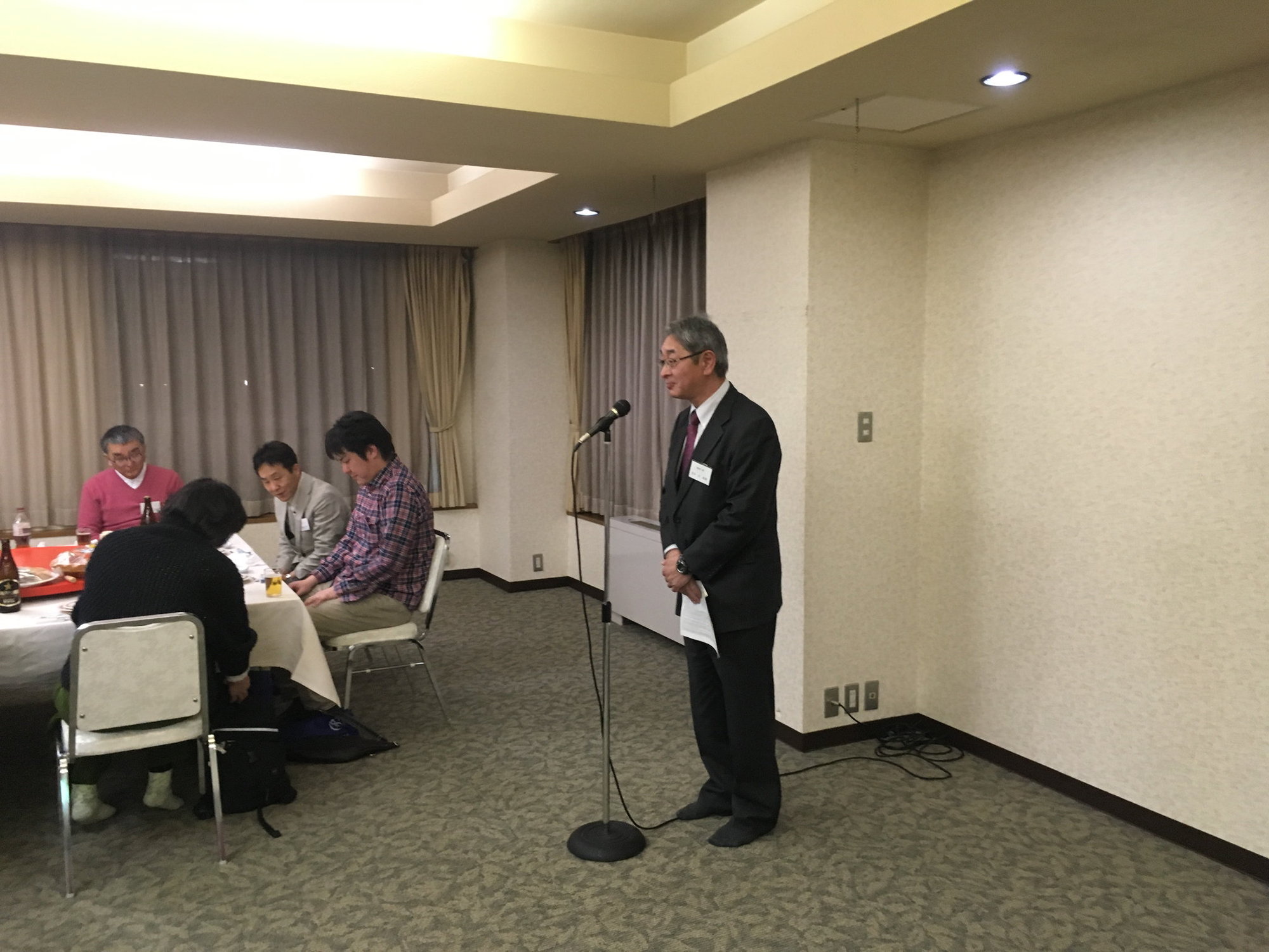 雪嶺会会長や谷口先生にもご挨拶をいただきました。